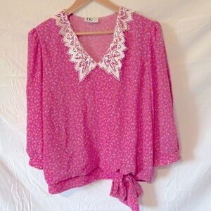 Vintage Women's Pink Blouse with Lace Collar and Tie Waist size Large 20in PTP
